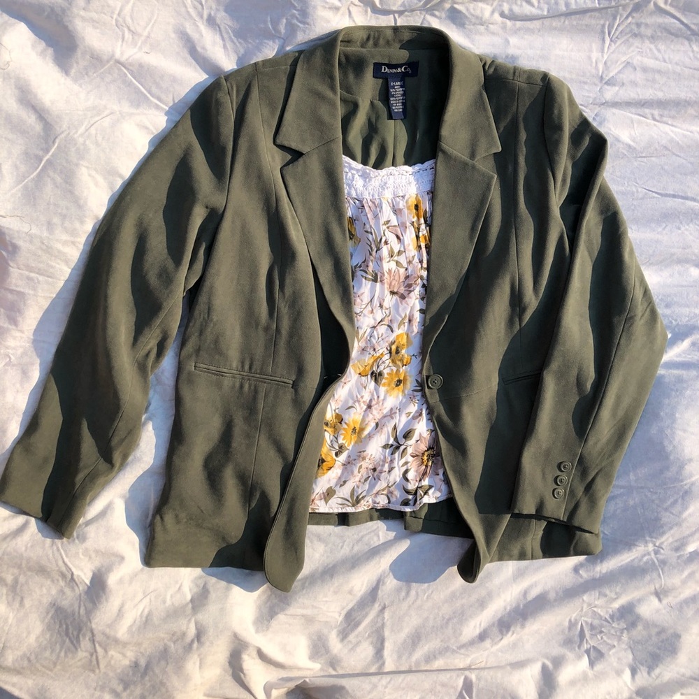 Dana Buchman Olive Green Blazer